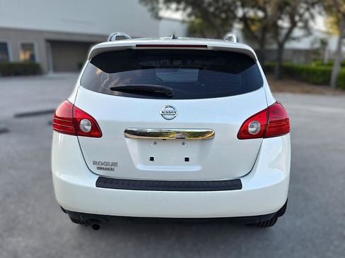 Used 2014 Nissan Rogue S w/ Convenience Package image 4