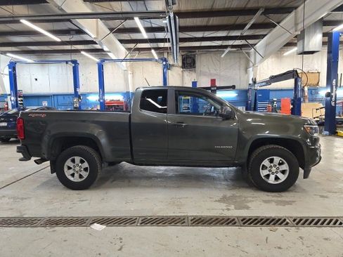 Used 2018 Chevrolet Colorado W/T w/ WT Convenience Package image 7