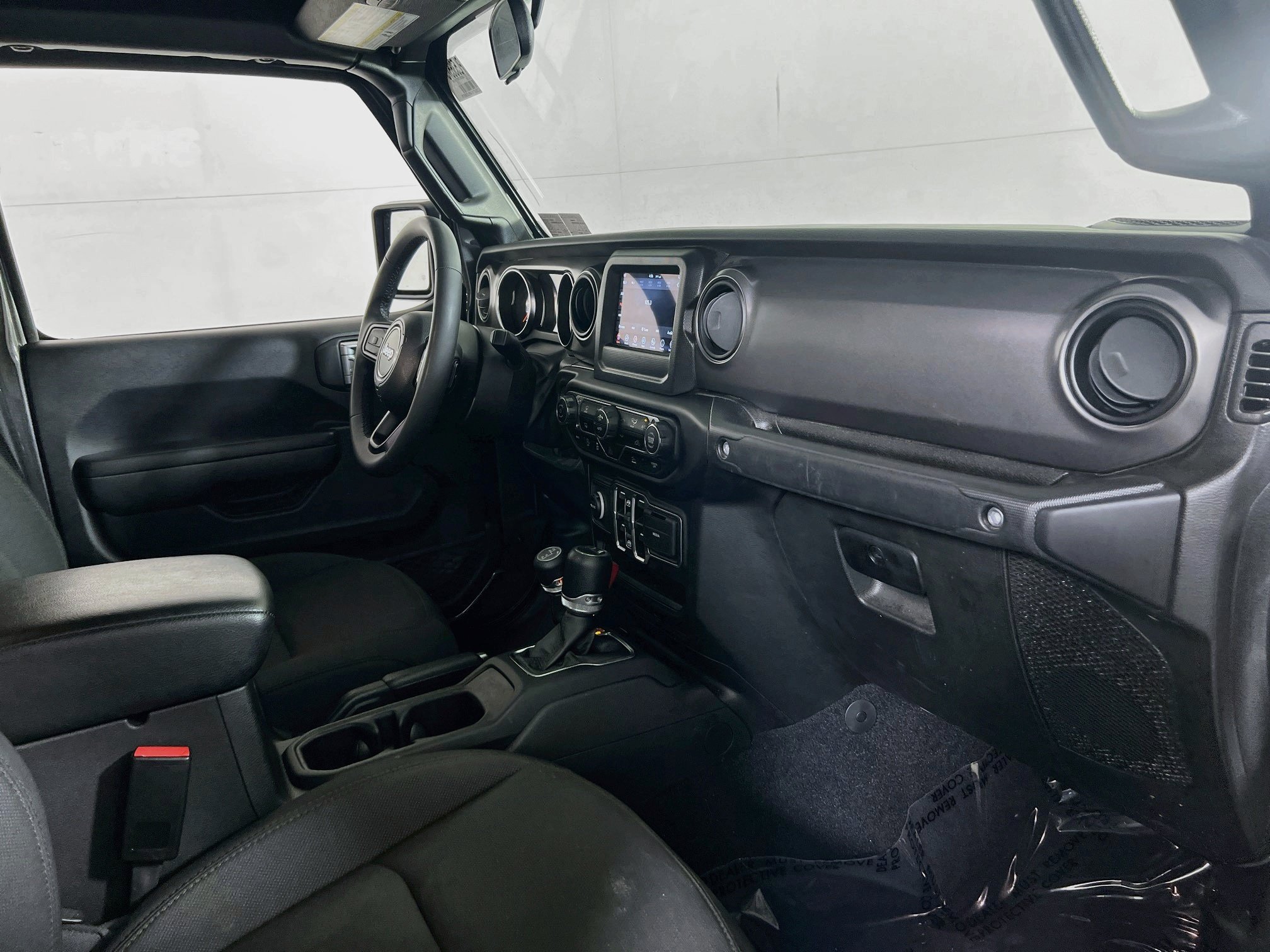 Used 2023 Jeep Gladiator Sport AWD/4WD image 26