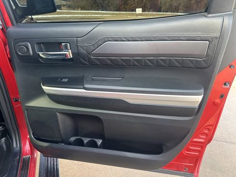 Used 2015 Toyota Tundra Platinum image 36