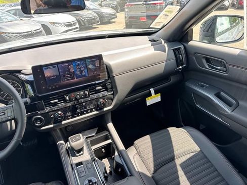 New 2026 Nissan Pathfinder Rock Creek AWD/4WD image 20