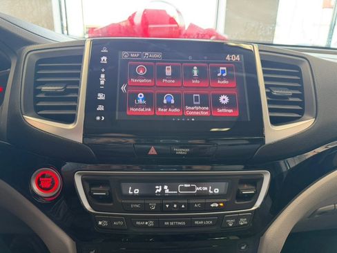 Used 2018 Honda Pilot Elite image 60