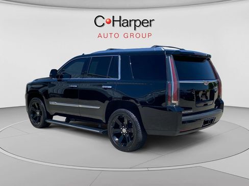 Used 2019 Cadillac Escalade Premium Luxury AWD/4WD image 5