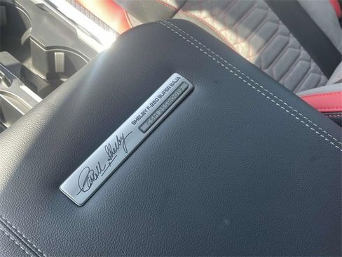 New 2025 Ford F250 Lariat w/ Lariat Ultimate Package image 24