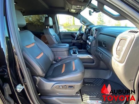 Used 2020 GMC Sierra 1500 AT4 w/ AT4 Premium Package AWD/4WD image 16