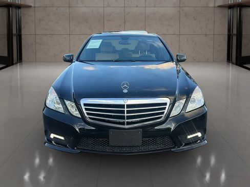 Used 2011 Mercedes-Benz E 350 Sedan image 2