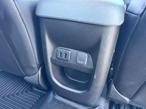 Used 2016 Chevrolet Colorado Z71 AWD/4WD image 21