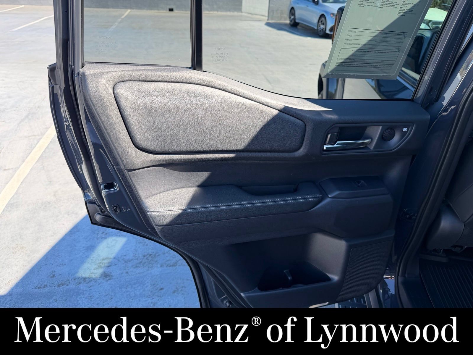 Used 2027 Toyota Land Cruiser w/ Premium Package AWD/4WD image 15
