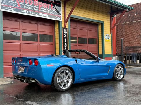 Used 2009 Chevrolet Corvette Convertible w/ Preferred Equipment Group RWD image 13