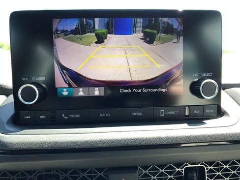 Certified 2025 Honda Accord LX image 22