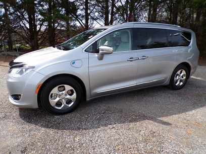 Used 2018 Chrysler Pacifica Limited