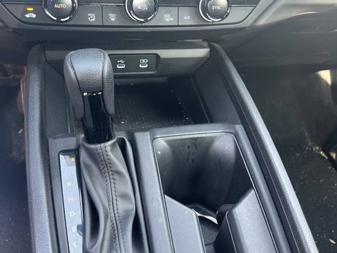 Used 2023 Honda Accord EX image 25