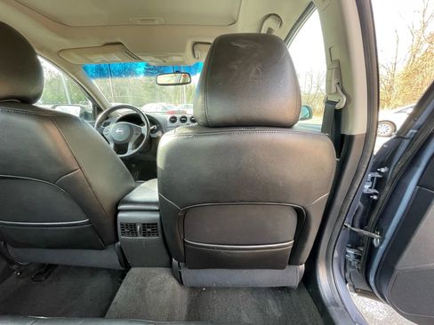 Used 2011 Nissan Altima 2.5 SL w/ 2.5SL Pkg image 37