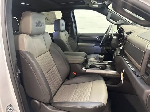 New 2024 Chevrolet Silverado 1500 ZR2 w/ ZR2 Bison Edition image 15