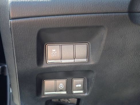 Used 2012 INFINITI M35 w/ Premium Pkg RWD image 24