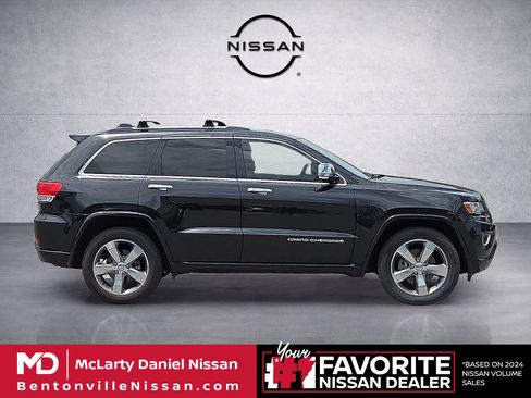 Used 2014 Jeep Grand Cherokee Overland AWD/4WD image 6