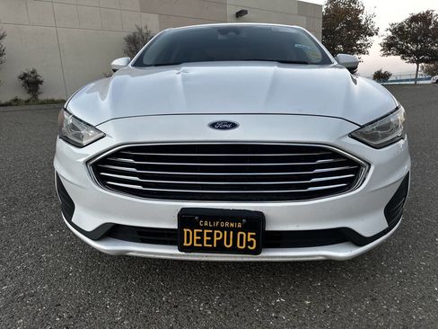Used 2020 Ford Fusion SE image 7