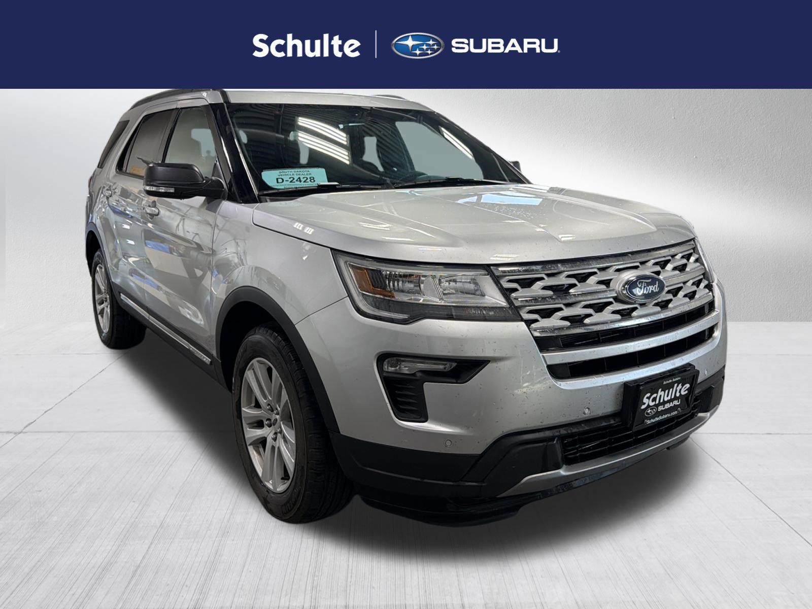 Used 2019 Ford Explorer XLT w/ Equipment Group 202A AWD/4WD image 1
