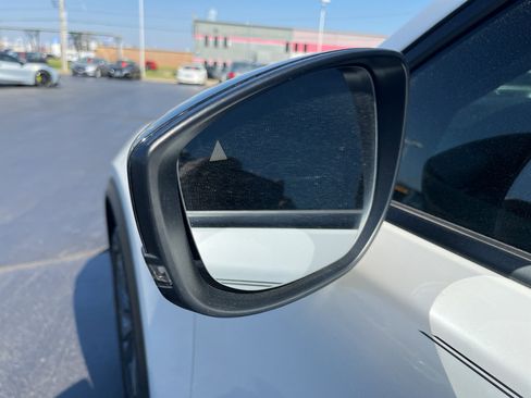 Certified 2025 MAZDA CX-70 3.3 Turbo w/ Preferred Package image 9