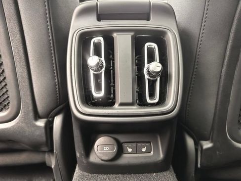 Used 2024 Polestar Polestar 2 AWD/4WD image 25