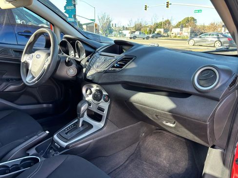 Used 2018 Ford Fiesta SE image 17