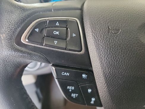 Used 2019 Ford Escape SEL AWD/4WD image 18