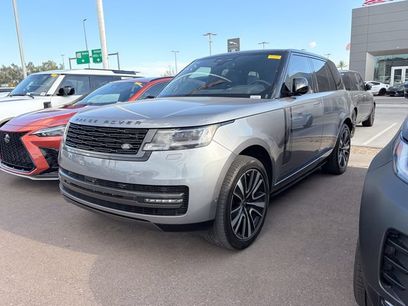 Used 2025 Land Rover Range Rover SE
