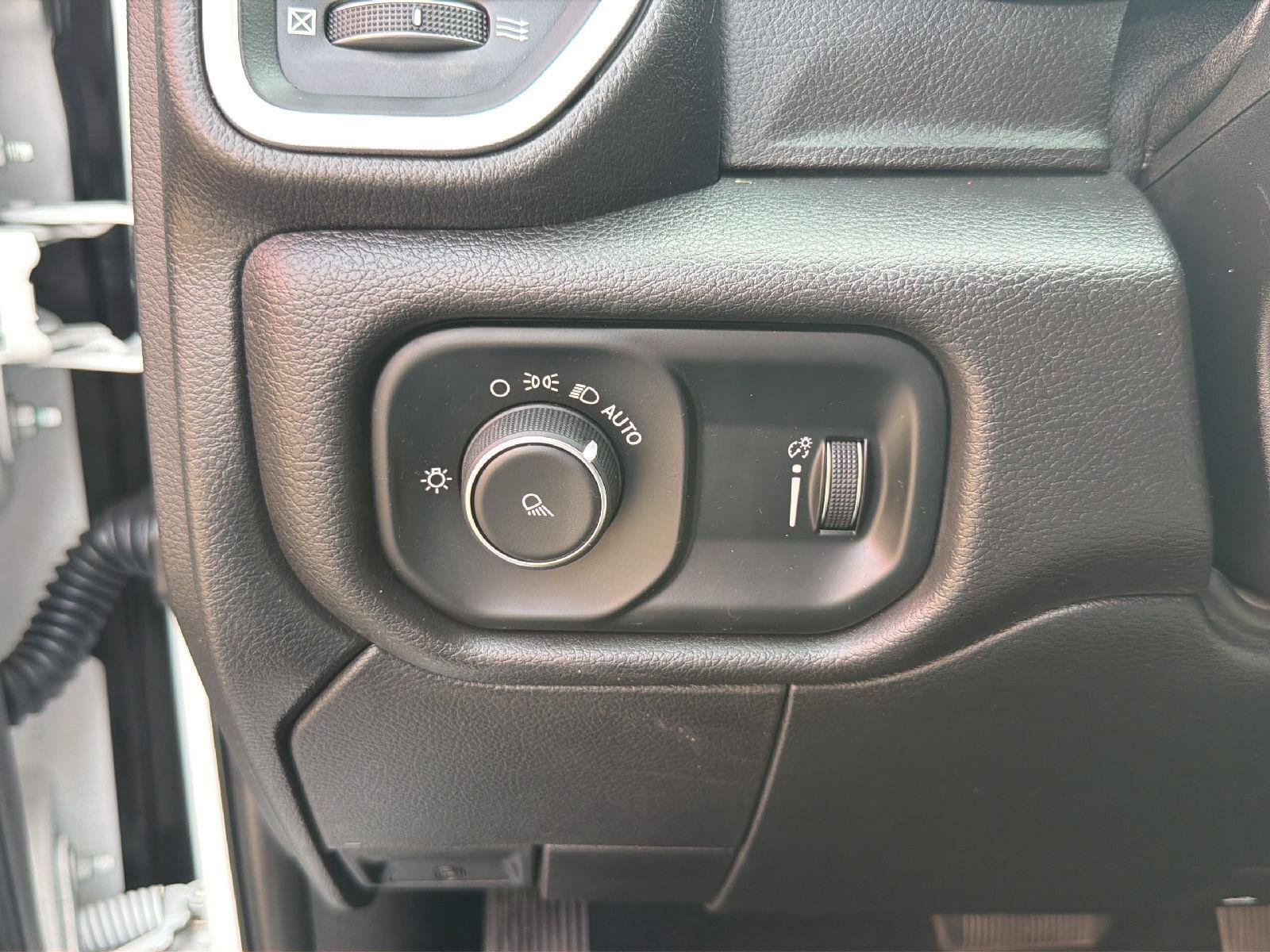 Used 2021 RAM 2500 Big Horn AWD/4WD image 13
