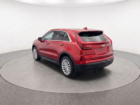 Certified 2024 Cadillac XT4 Luxury FWD image 3