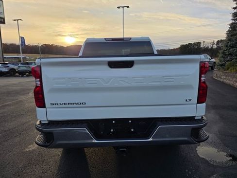 Used 2022 Chevrolet Silverado 1500 LT image 3