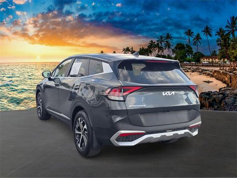 Used 2024 Kia Sportage EX image 7
