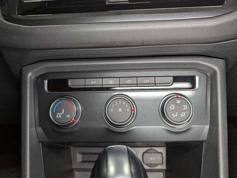 Used 2018 Volkswagen Tiguan S w/ 3rd Row Seat Package image 30