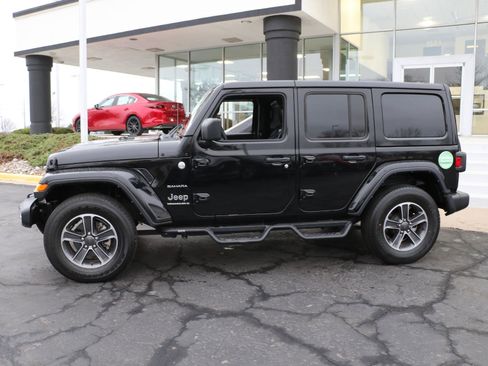 Used 2023 Jeep Wrangler Unlimited Sahara w/ Cold Weather Group image 2