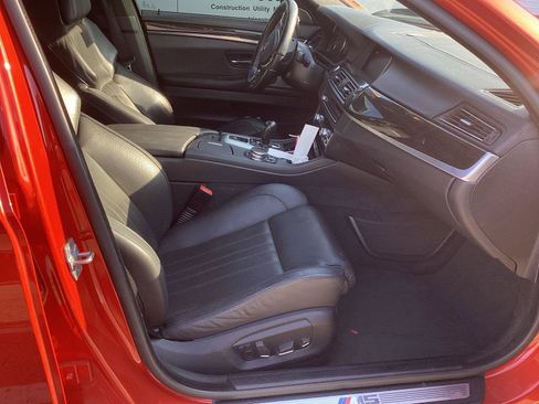 Used 2015 BMW M5 RWD image 7