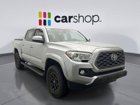 Used 2023 Toyota Tacoma SR5 w/ SR5 Appearance Package image 3