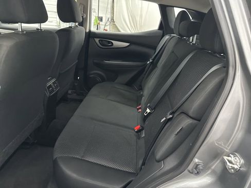 Used 2021 Nissan Rogue Sport S FWD image 19