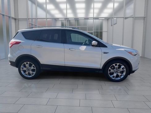 Used 2014 Ford Escape Titanium w/ Equipment Group 401A AWD/4WD image 9