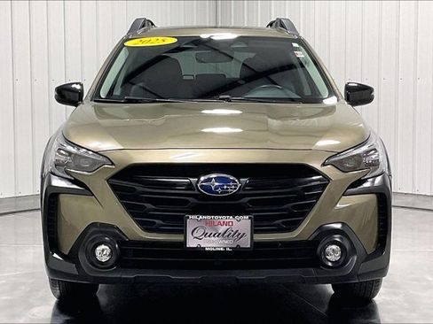 Used 2025 Subaru Outback Onyx Edition AWD/4WD image 2