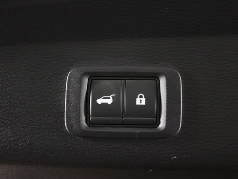 Used 2023 Mitsubishi Outlander SEL FWD image 18