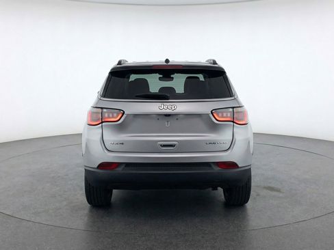 Used 2025 Jeep Compass Limited AWD/4WD image 7