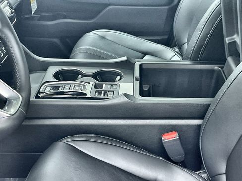 New 2025 Honda Pilot EX-L image 18