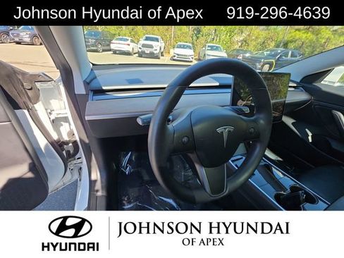 Used 2020 Tesla Model 3 Long Range image 26