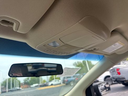 Used 2018 Ford Edge SE AWD/4WD image 33