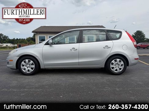Used 2010 Hyundai Elantra GLS FWD image 1