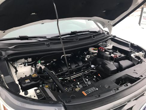 Used 2019 Ford Explorer XLT w/ Equipment Group 202A image 59