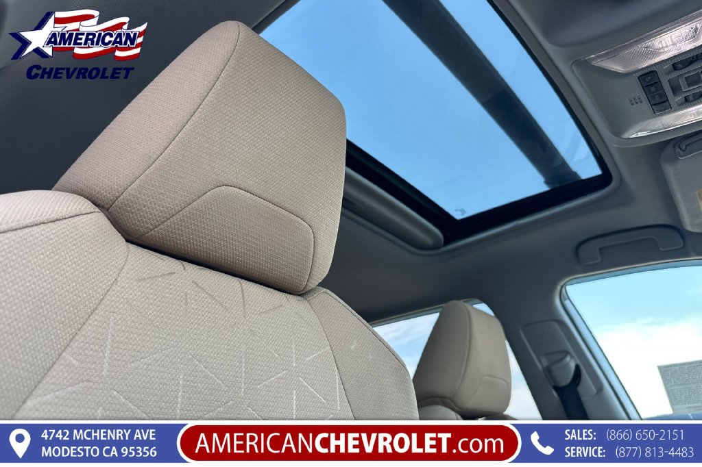 Used 2022 Toyota RAV4 XLE w/ Convenience Package AWD/4WD image 22
