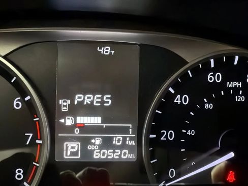 Used 2023 Nissan Kicks S image 17