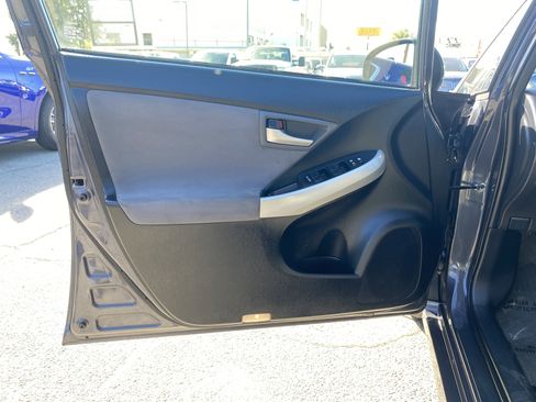 Used 2015 Toyota Prius Three image 13