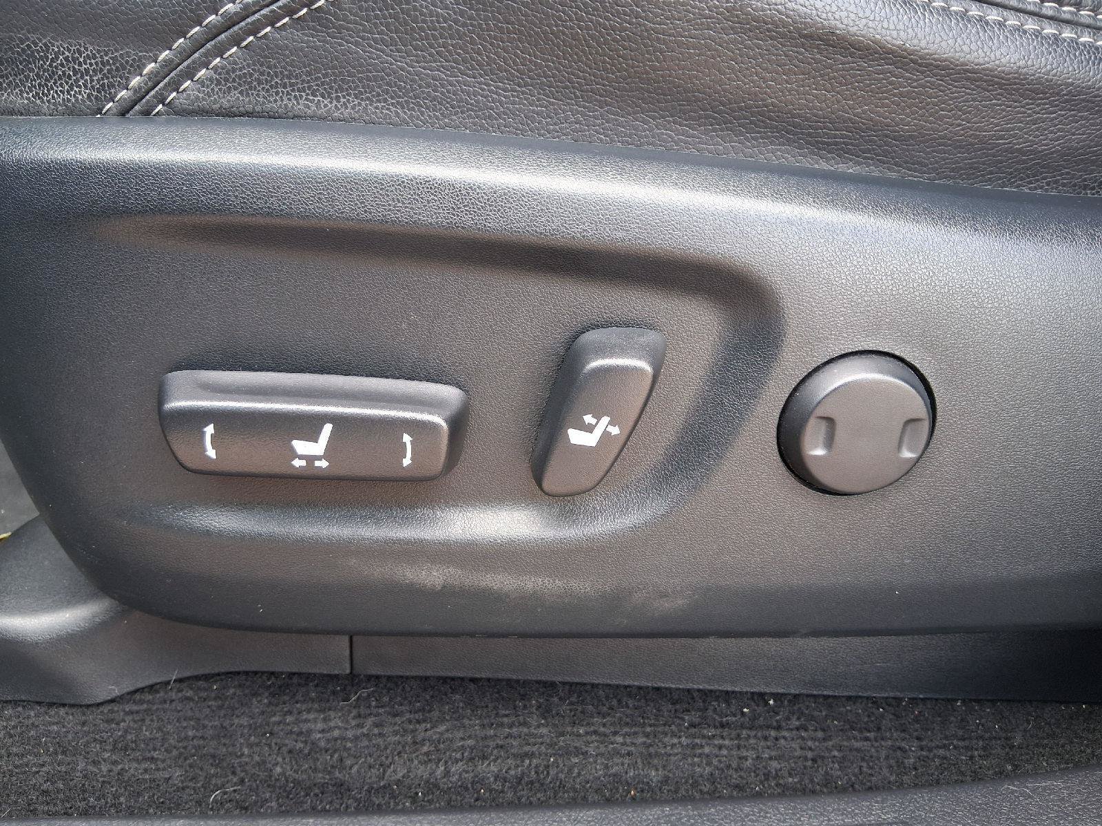 Used 2023 Toyota 4Runner Limited AWD/4WD image 19