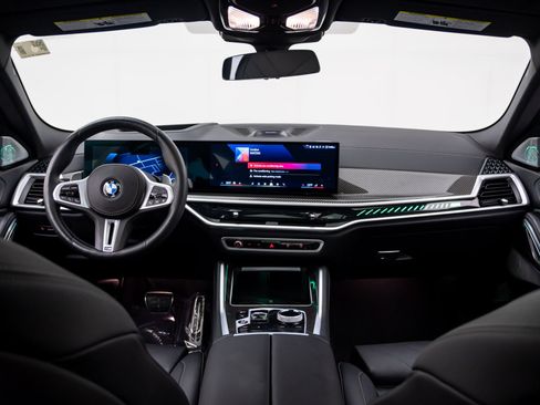 Used 2025 BMW X6 M60i AWD/4WD image 10